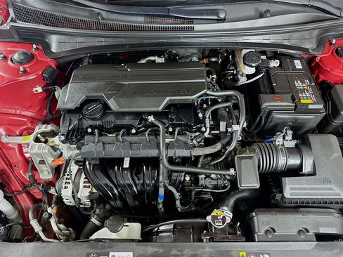 Used 2024 Hyundai Elantra SEL image 32