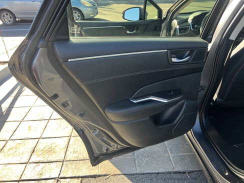 Used 2018 Honda Clarity Plug-In Hybrid image 23