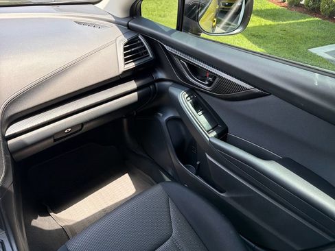 Certified 2023 Subaru Crosstrek 2.0i AWD/4WD image 17