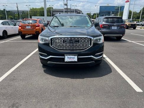Used 2019 GMC Acadia Denali AWD/4WD image 2