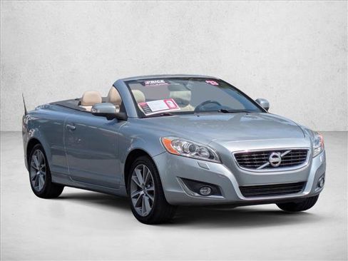 Used 2013 Volvo C70 T5 FWD image 3