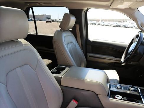 Used 2018 Ford Expedition Limited w/ Equipment Group 302A image 23