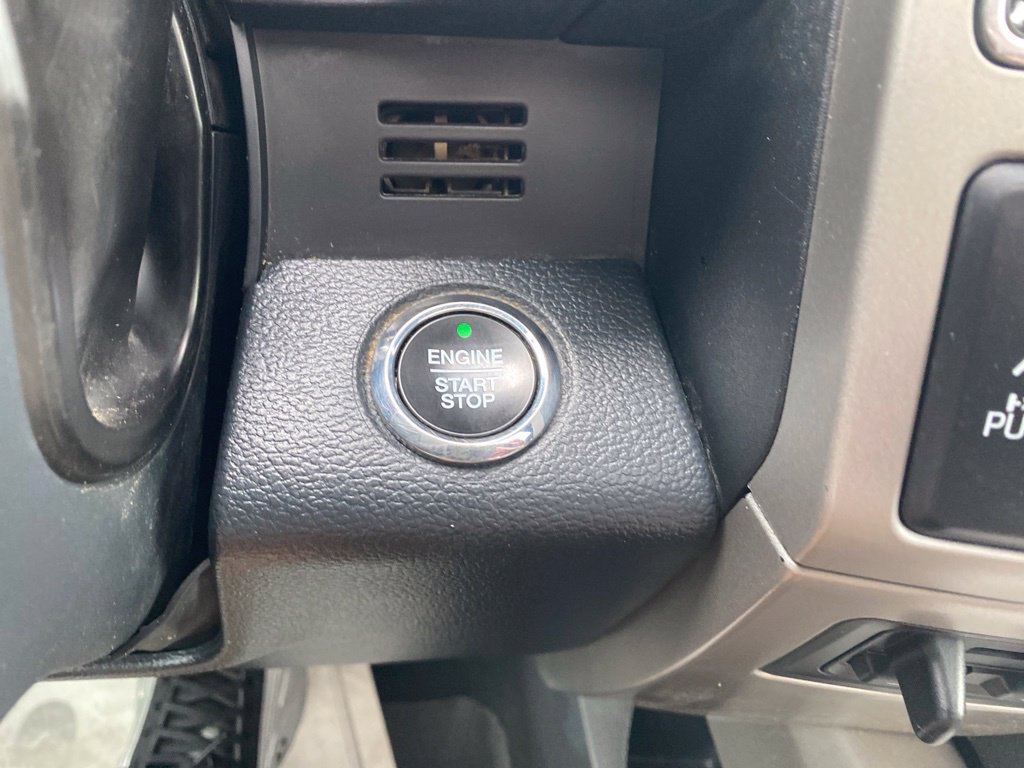 Used 2022 Ford F250 Lariat w/ Lariat Ultimate Package AWD/4WD image 27