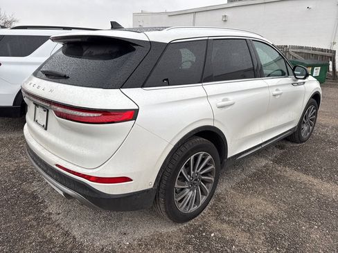 Used 2023 Lincoln Corsair Reserve w/ Equipment Group 202A image 10