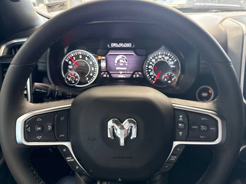 Used 2025 RAM 1500 Big Horn AWD/4WD image 27