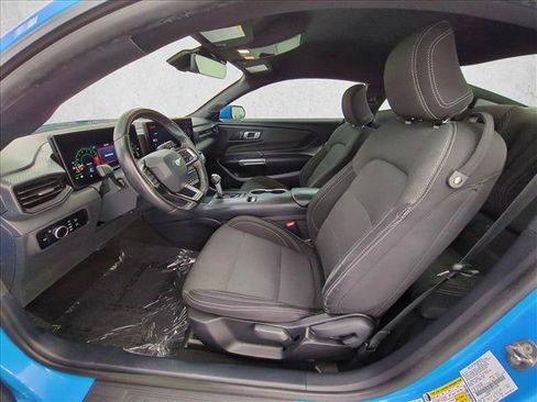 Used 2024 Ford Mustang GT RWD image 15
