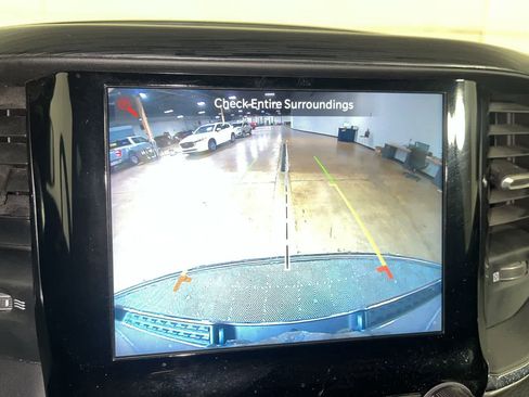 Used 2024 RAM 1500 Laramie image 19