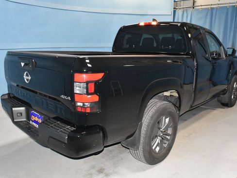 Certified 2025 Nissan Frontier SV AWD/4WD image 26