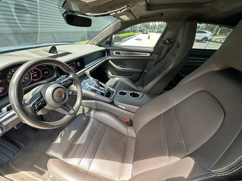 Certified 2022 Porsche Panamera GTS AWD/4WD image 4
