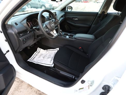 Used 2021 Nissan Sentra S image 15