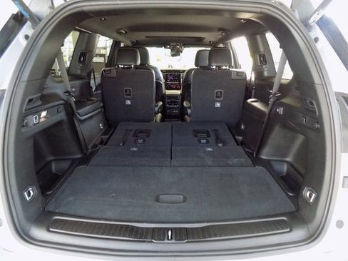 New 2024 Jeep Grand Cherokee L Altitude AWD/4WD image 29