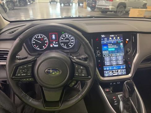 Used 2024 Subaru Outback Onyx Edition AWD/4WD image 18