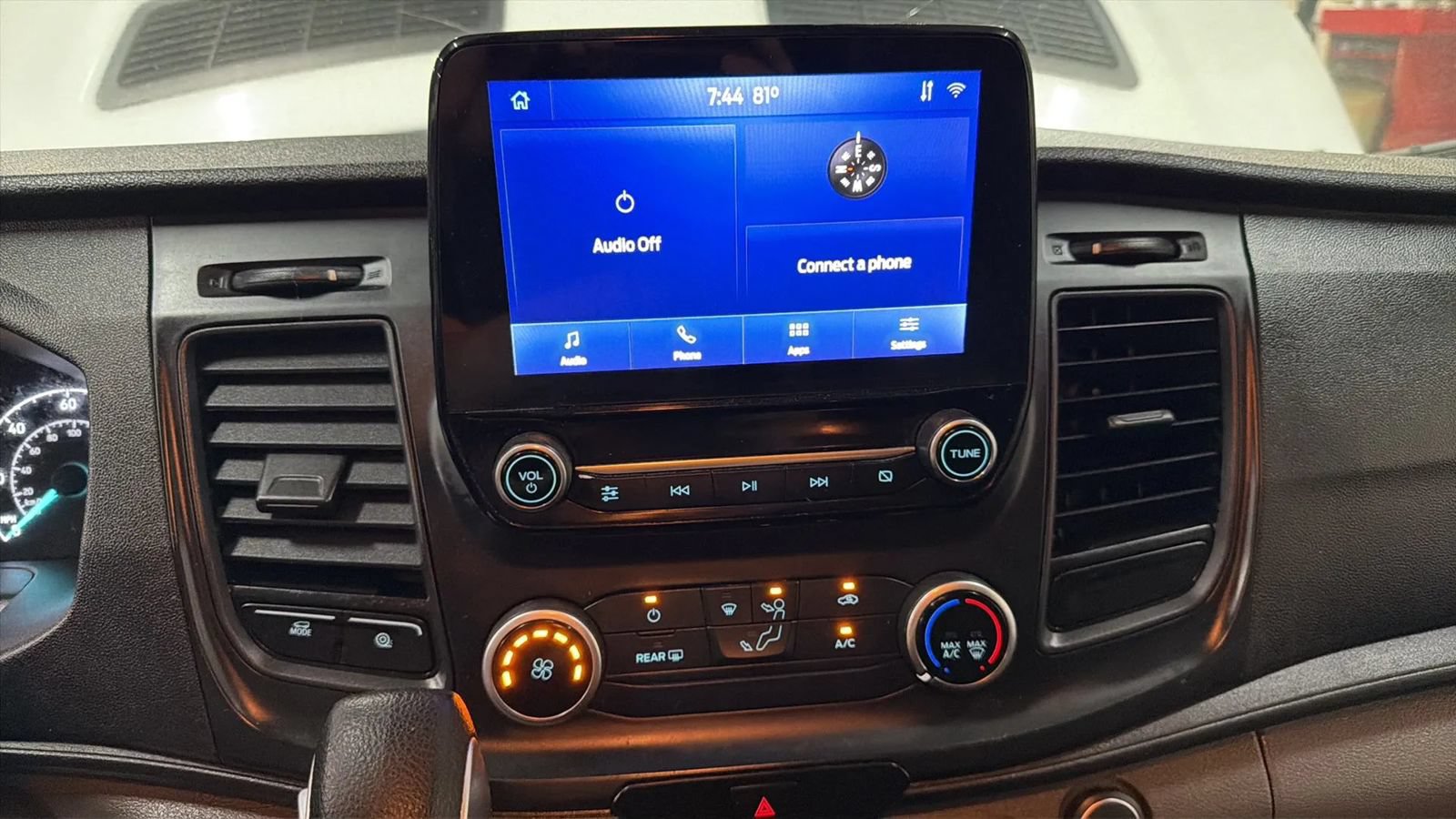 Used 2020 Ford Transit 150 XL RWD image 41