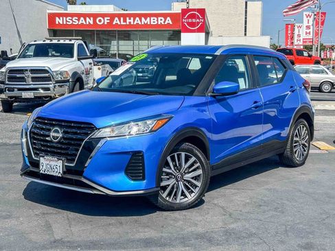 Certified 2023 Nissan Kicks SV FWD image 2