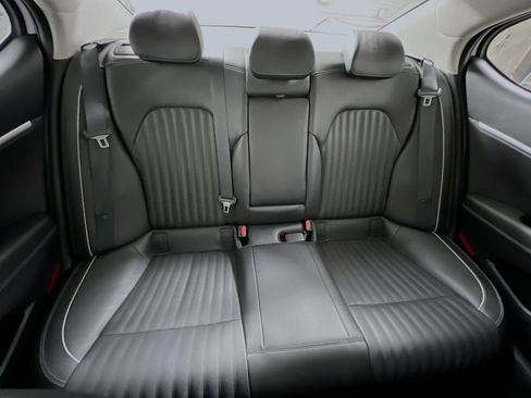 Used 2020 Genesis G70 2.0T w/ Elite Package image 33