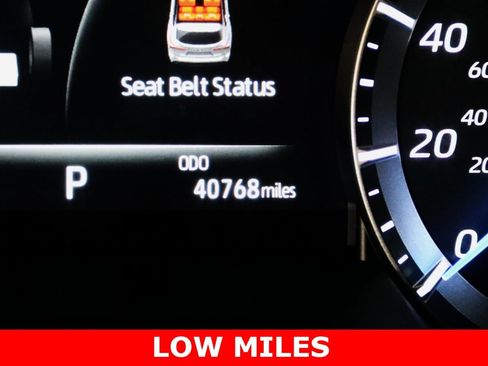 Used 2021 Toyota Highlander Platinum image 24