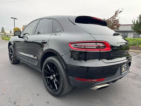 Used 2018 Porsche Macan image 8