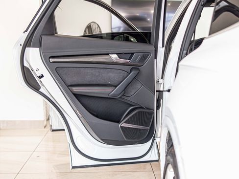 Used 2023 Audi SQ5 Premium Plus w/ Premium Plus Package image 36