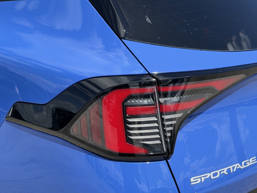 New 2026 Kia Sportage SX FWD image 8