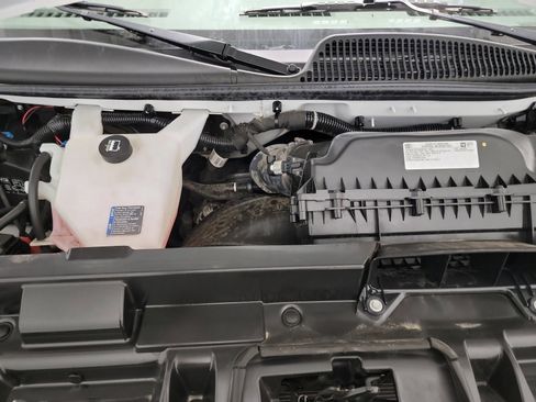 Used 2024 Chevrolet Express 2500 w/ Driver Convenience Package RWD image 23