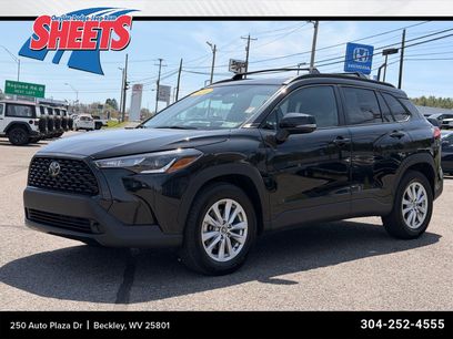 Used 2024 Toyota Corolla Cross LE w/ Moonroof Package