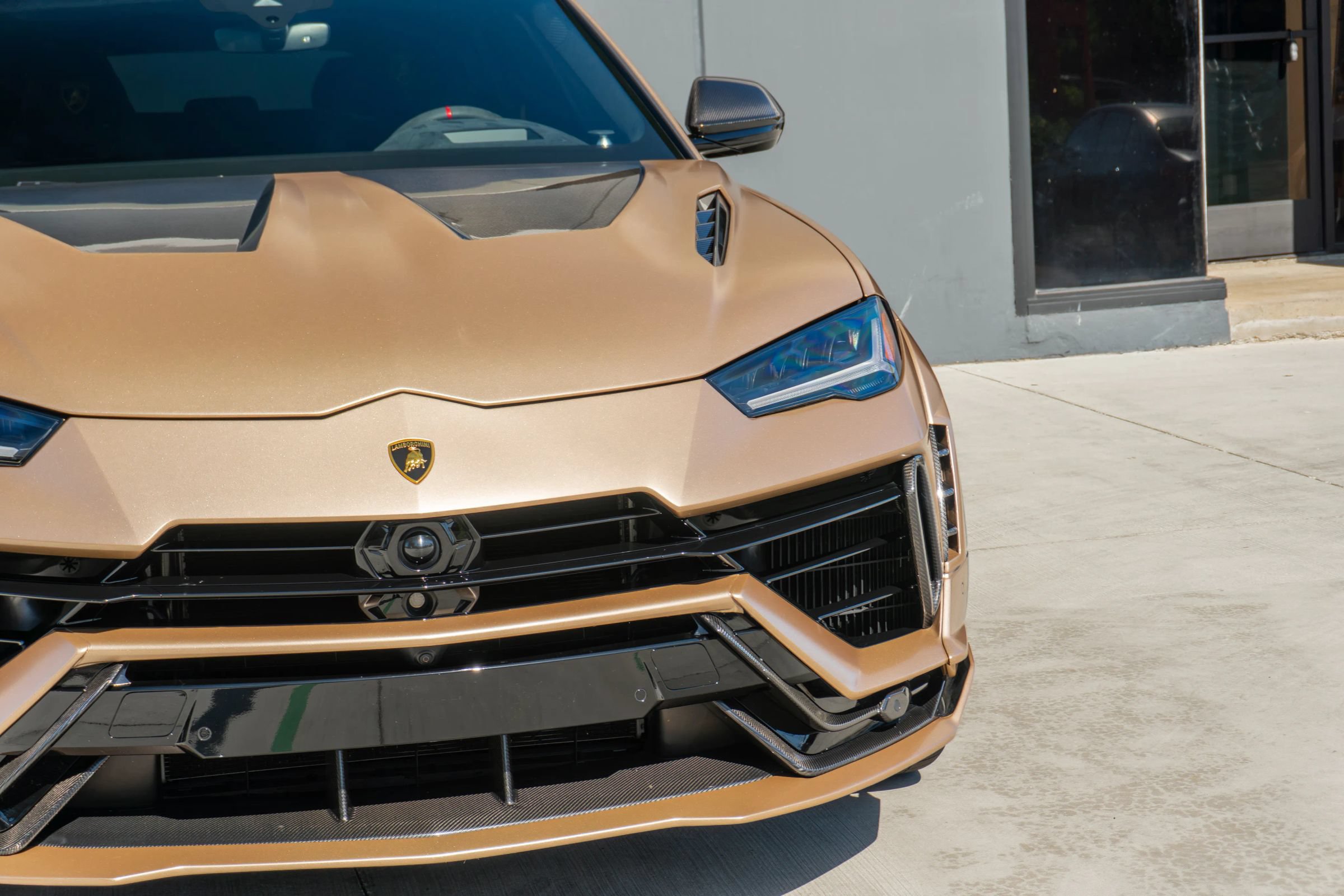 Used 2023 Lamborghini Urus Performante AWD/4WD image 26