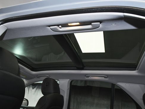 Used 2024 Mercedes-Benz GLE 450 4MATIC image 54