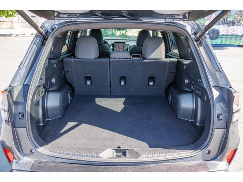 Certified 2025 Subaru Forester Premium AWD/4WD image 14