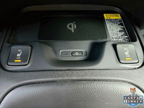 Used 2025 Toyota Corolla XSE FWD image 32