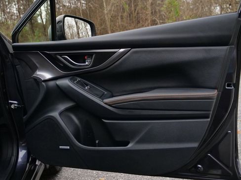 Used 2019 Subaru Crosstrek 2.0i Limited w/ Moonroof Package w/Navigation image 38