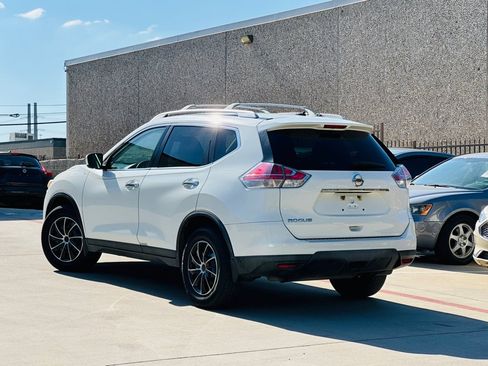 Used 2016 Nissan Rogue S w/ Appearance Package FWD image 7