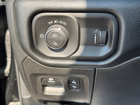 Used 2022 RAM 1500 Sport w/ Rebel Level 2 Equipment Group AWD/4WD image 16