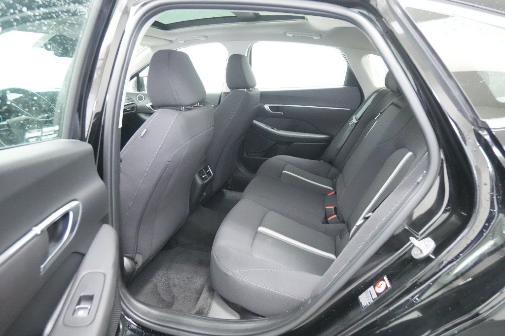 Used 2023 Hyundai Sonata SEL w/ Convenience Package FWD image 20