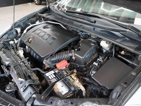 Used 2015 Toyota Corolla S FWD image 32