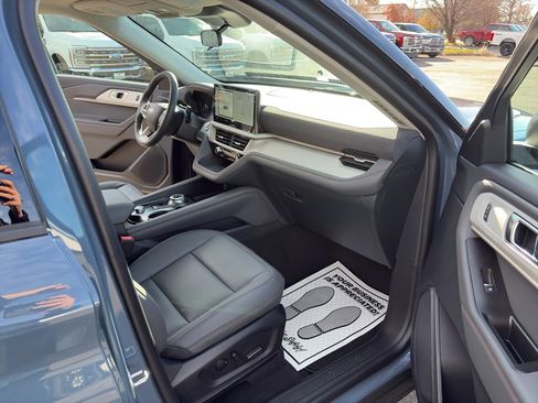New 2026 Ford Explorer Active w/ Active Comfort Package AWD/4WD image 34