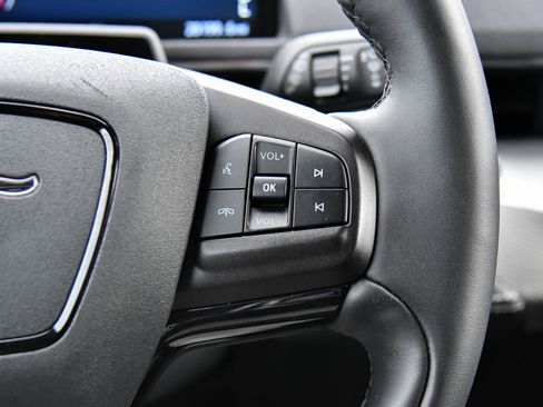 Used 2023 Ford Mustang Mach-E Select image 34