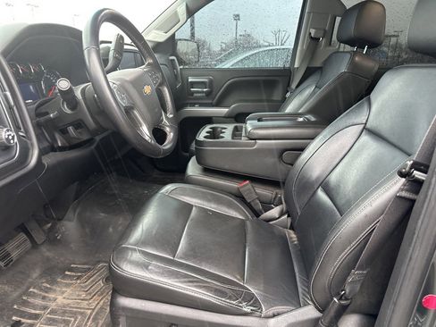 Used 2018 Chevrolet Silverado 1500 LT w/ All Star Edition image 10