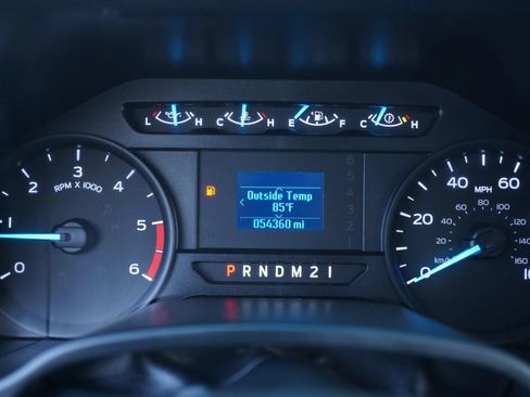 Used 2018 Ford F550 2WD Regular Cab Super Duty image 24