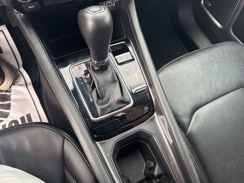 Certified 2022 Jeep Compass Latitude w/ Sun and Sound Group image 17