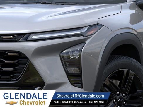New 2026 Chevrolet Trax ACTIV FWD image 10