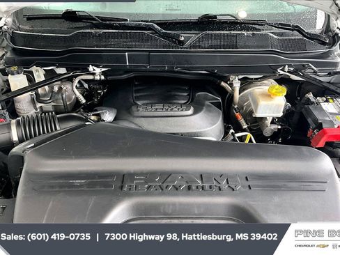 Used 2023 RAM 2500 Tradesman w/ Safety Group AWD/4WD image 9