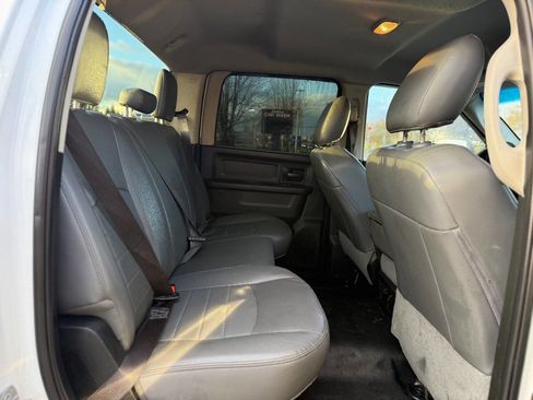 Used 2018 RAM 2500 Tradesman w/ Protection Group image 9