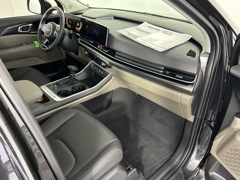 New 2026 Kia Carnival LXS image 33