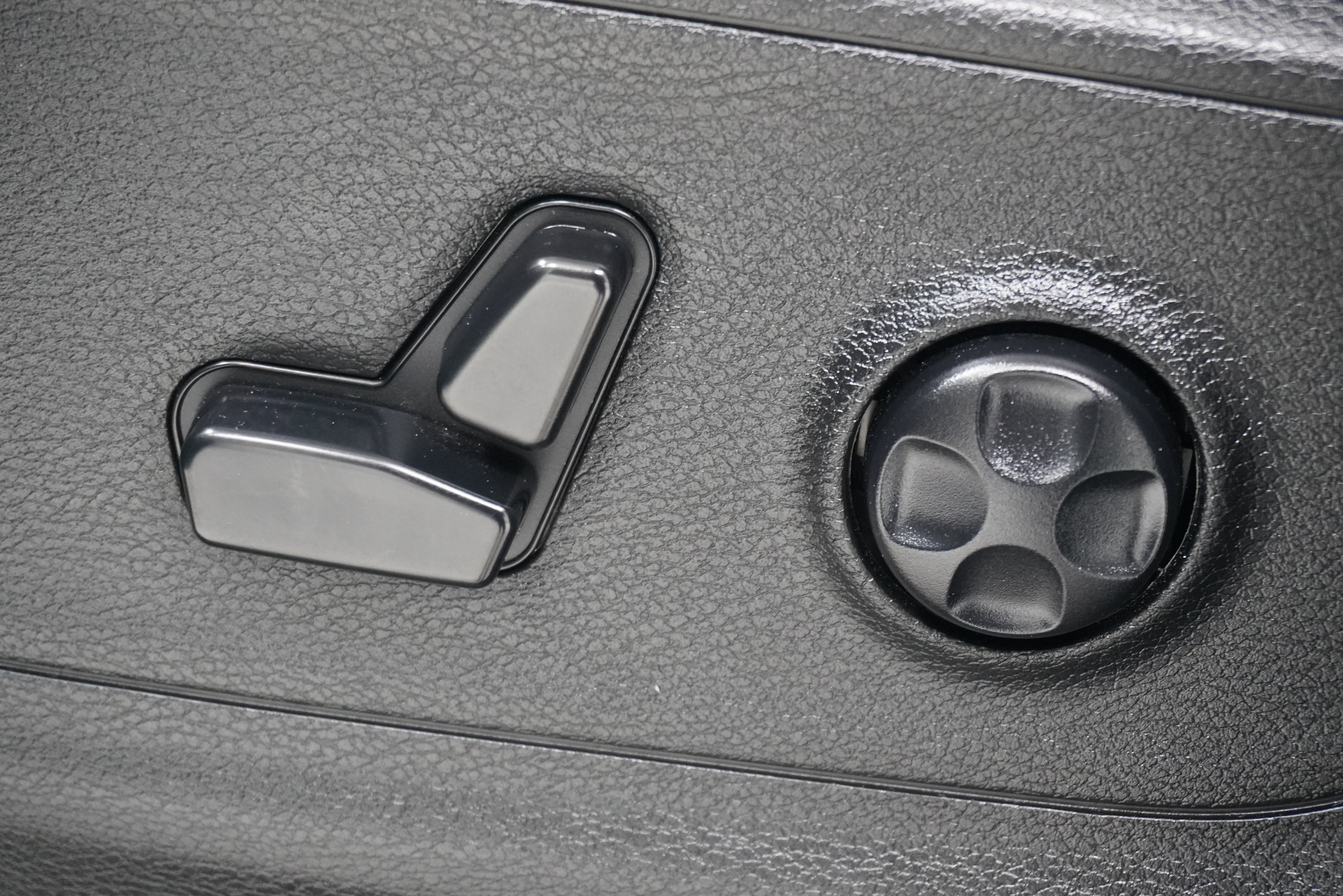 Used 2021 RAM 1500 Lone Star AWD/4WD image 16