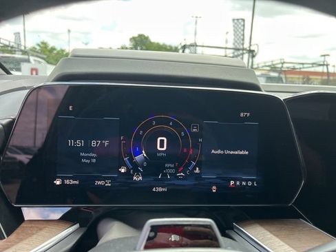 New 2026 Chevrolet Tahoe High Country w/ Sun And Tow Package AWD/4WD image 21