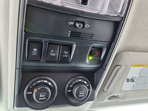 Used 2022 Toyota 4Runner TRD Off-Road image 51