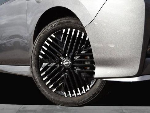 Used 2024 Nissan Leaf SV Plus image 3