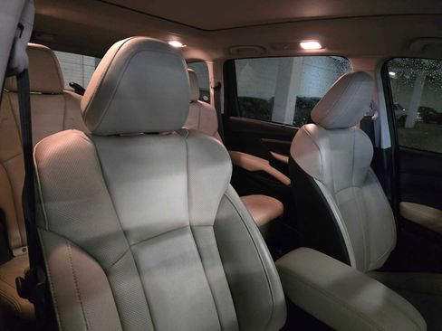 Used 2024 Subaru Ascent Limited w/ Technology Package image 13