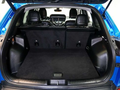 Used 2020 Jeep Cherokee Latitude Plus FWD image 25