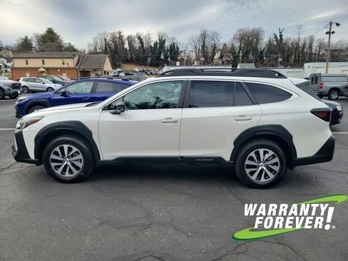Certified 2025 Subaru Outback Premium image 4